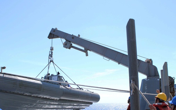 USS Roosevelt (DDG 80) Conducts Boat Operations in the Western Mediterranean Sea