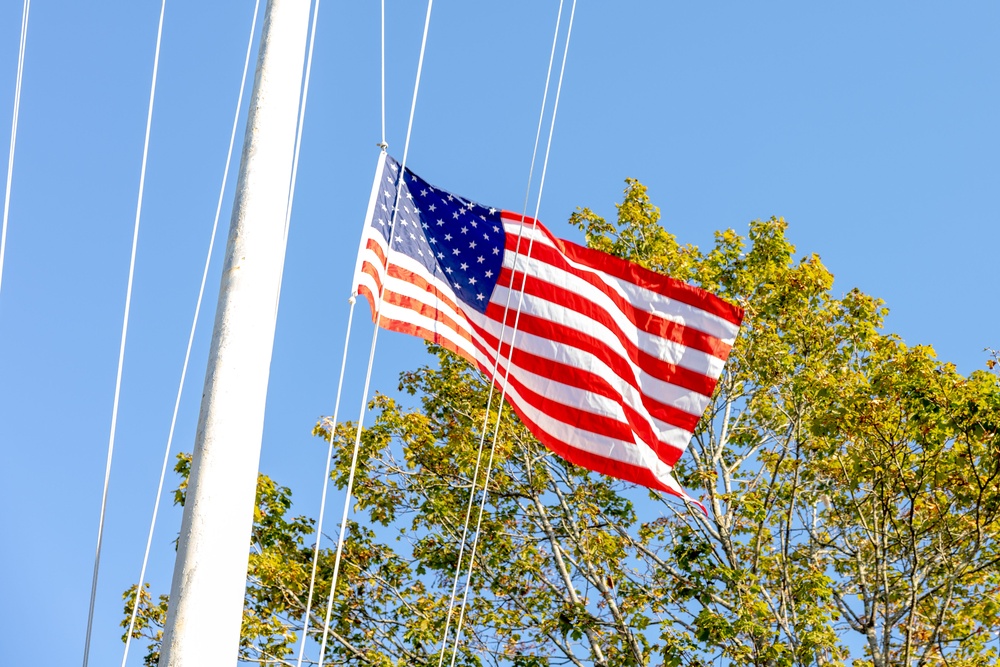 PNSY Retire Flag Dan Levesque