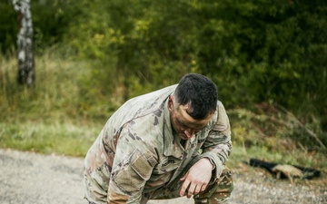Spur Candidates Sharpen Weapons Knowledge and Proficiency
