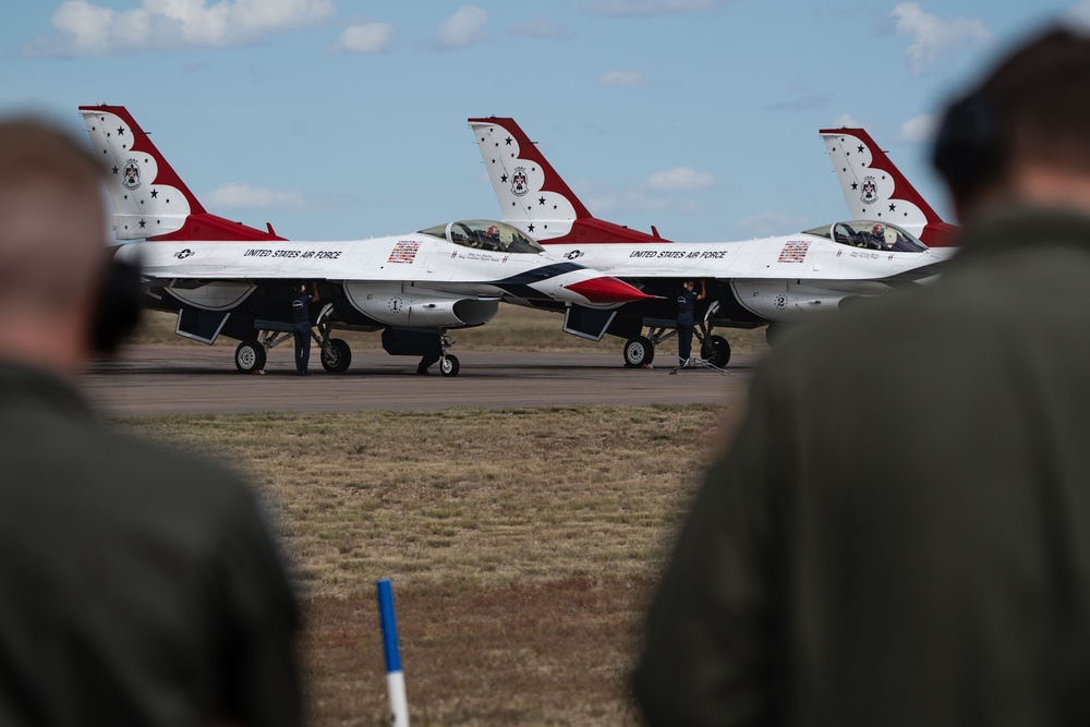 Thunderbirds Perform at Pueblo Wings of Pride Thunderbirds Perform at Pueblo Wings of Pride