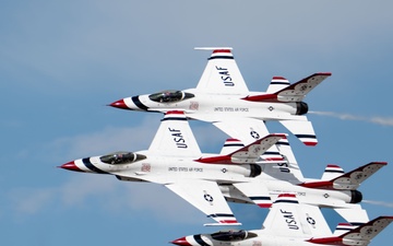 Thunderbirds Perform at Pueblo Wings of Pride