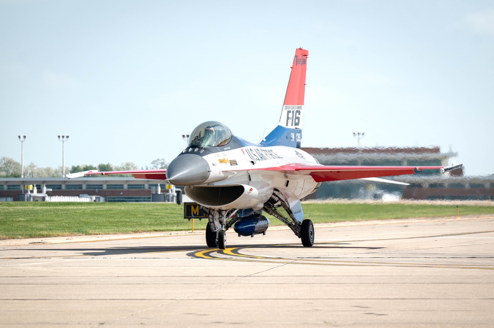 Viper Demo Team salutes military aviation heritage at TBM Avenger Reunion