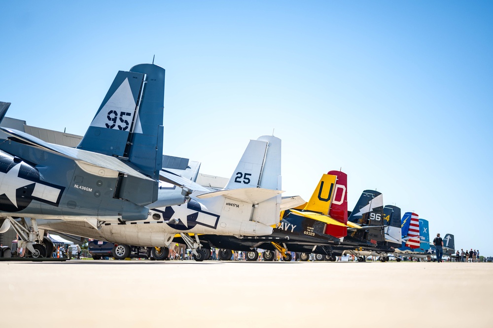Viper Demo Team salutes military aviation heritage at TBM Avenger Reunion