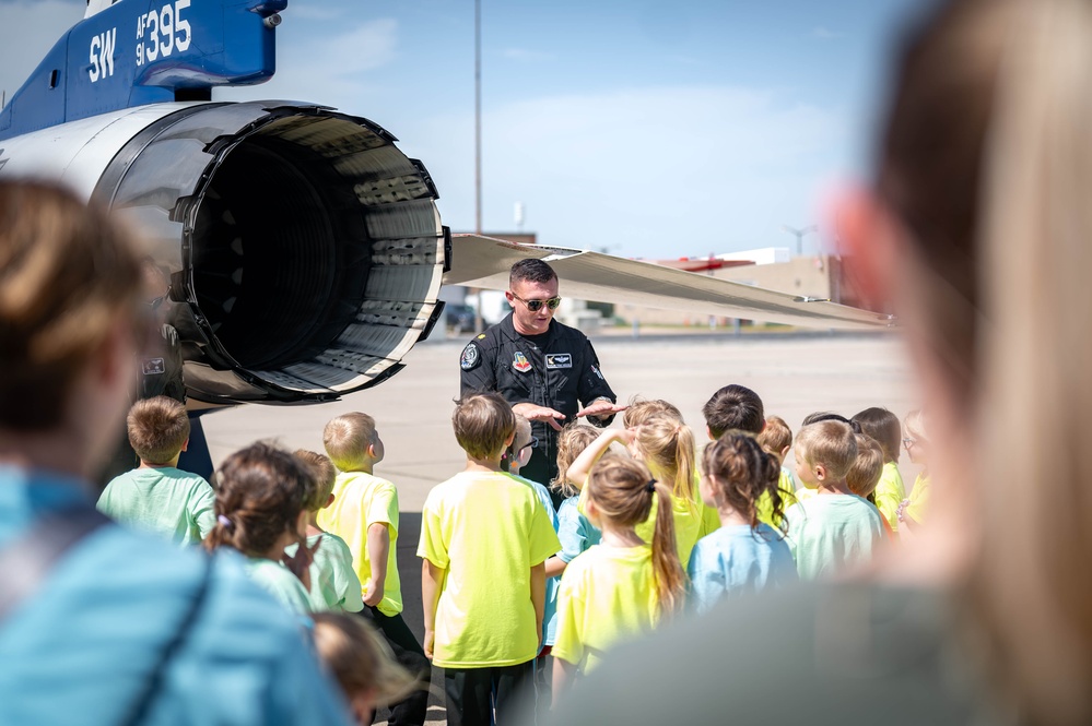 Viper Demo Team salutes military aviation heritage at TBM Avenger Reunion