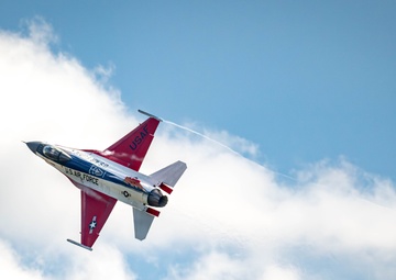 Viper Demo Team salutes military aviation heritage at TBM Avenger Reunion