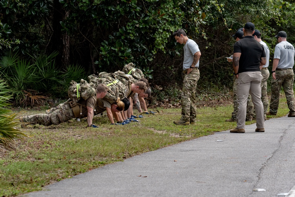 Special Operations Surgical Team candidates undergo selection at Hurlburt Field
