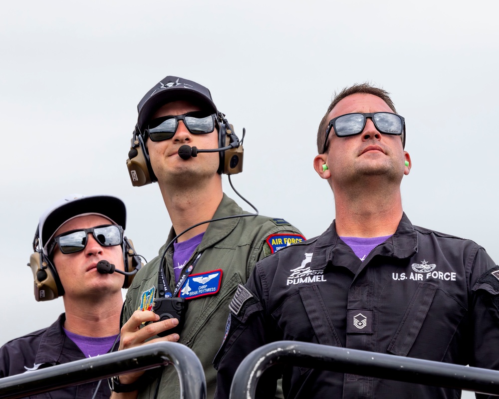 U.S. Air Force F-22 Raptor Demo Team Showcases Air Superiority at New York Air Show