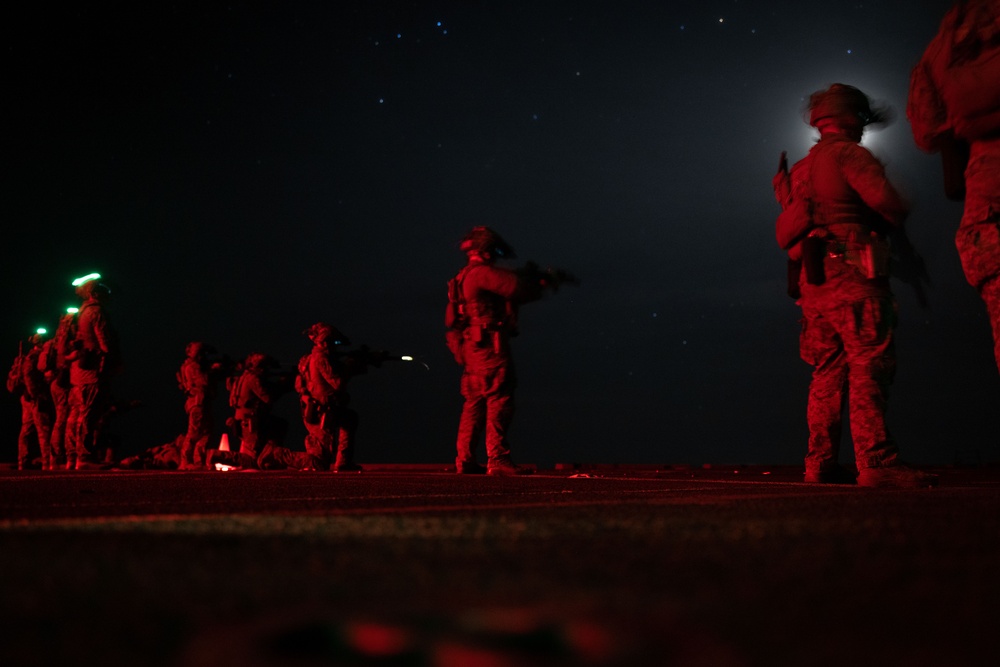 22nd MEU(SOC) | MSPF Deck Shoot on USS San Antonio