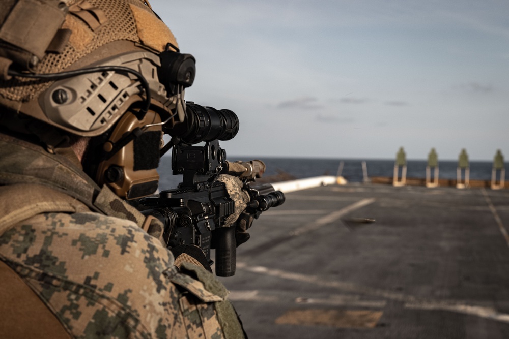 22nd MEU(SOC) | MSPF Deck Shoot on USS San Antonio