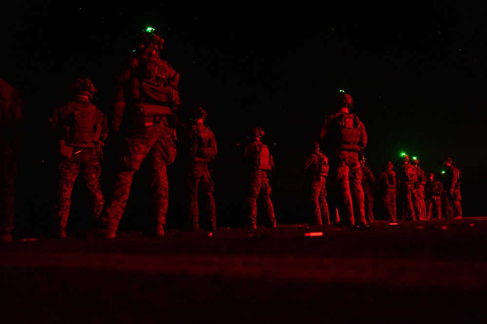22nd MEU(SOC) | MSPF Deck Shoot on USS San Antonio