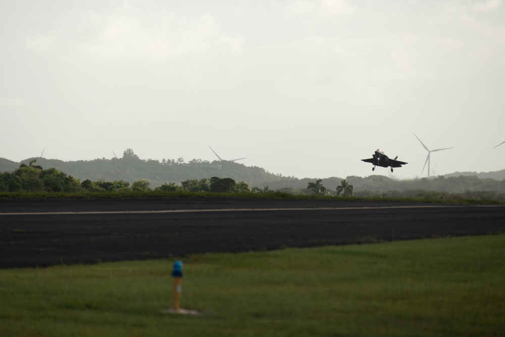 VMFA-225 commences flight operations in Puerto Rico
