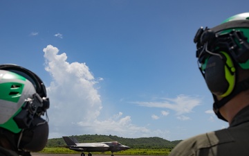 VMFA-225 conducts flight operations in Puerto Rico