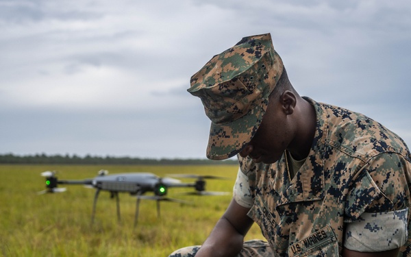 2nd MLG Commanding General attends UGV Demo