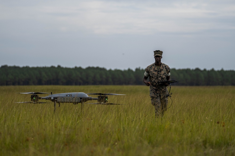 2nd MLG Commanding General attends UGV Demo