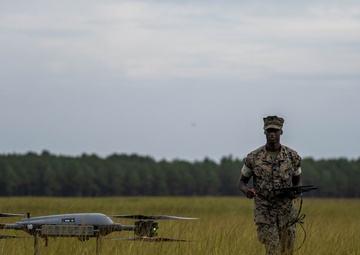 2nd MLG Commanding General attends UGV Demo