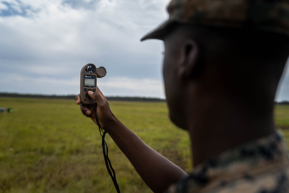 2nd MLG Commanding General attends UGV Demo