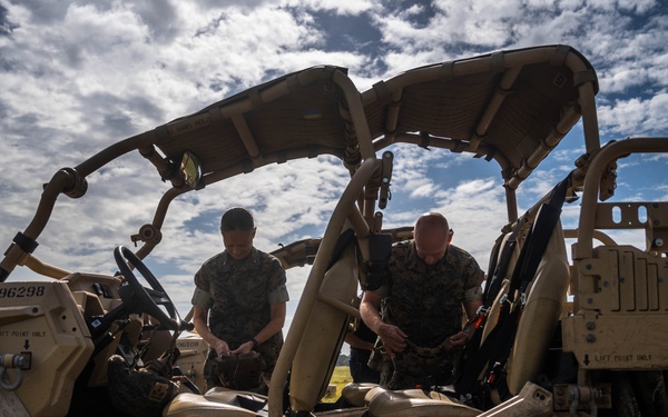 2nd MLG Commanding General attends UGV Demo