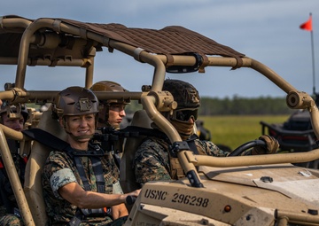 2nd MLG Commanding General attends UGV Demo
