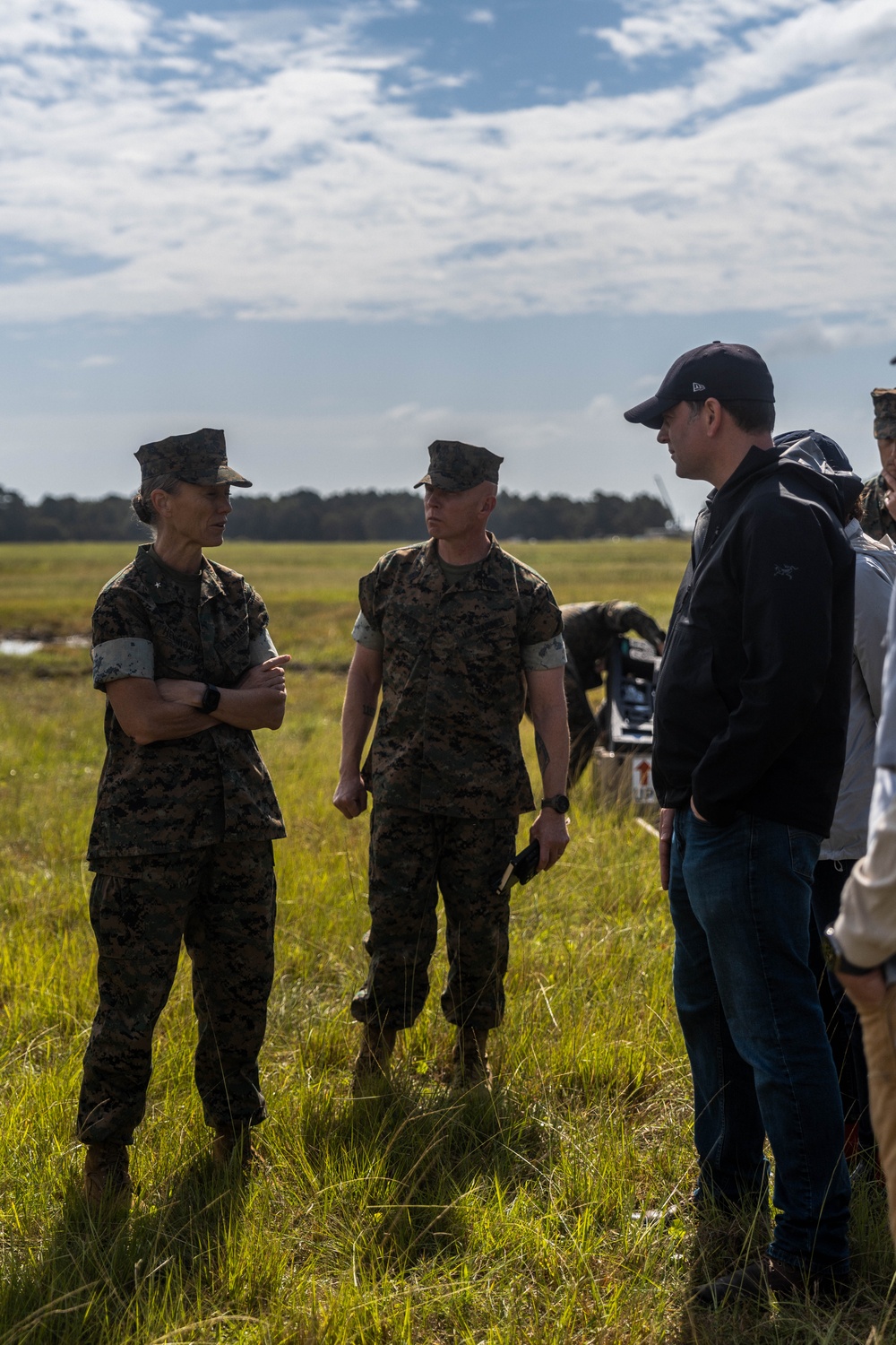 2nd MLG Commanding General attends UGV Demo
