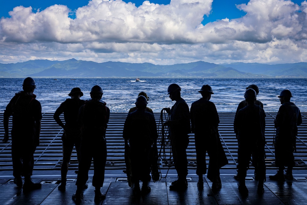 USS Iwo Jima Conducts Small Boat Operations
