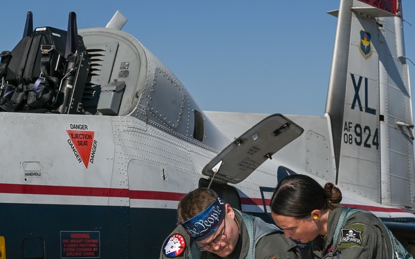 Laughlin Trains Pilots with help from KDRT