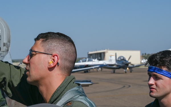 Laughlin Trains Pilots with help from KDRT