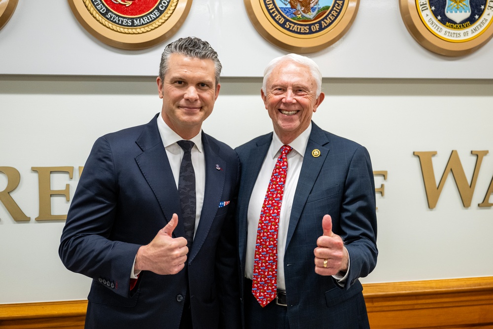 SW Hegseth meets with members of the U.S. House Armed Service Committee