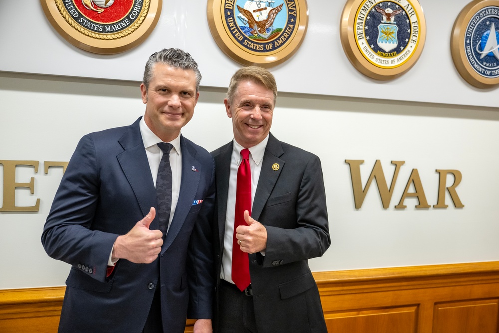 SW Hegseth meets with members of the U.S. House Armed Service Committee