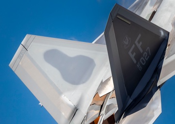 Raptors on Deck: F-22 Showcases Air Superiority at NAS Oceana