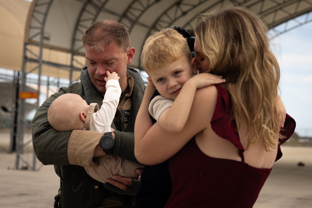 U.S. Marines with VMFA-542 Return Home from CENTCOM Deployment