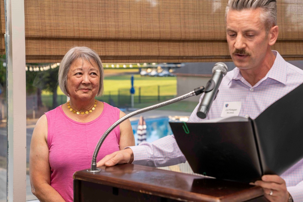 9 RW Presents Distinguished Public Service Award to Janie Nall