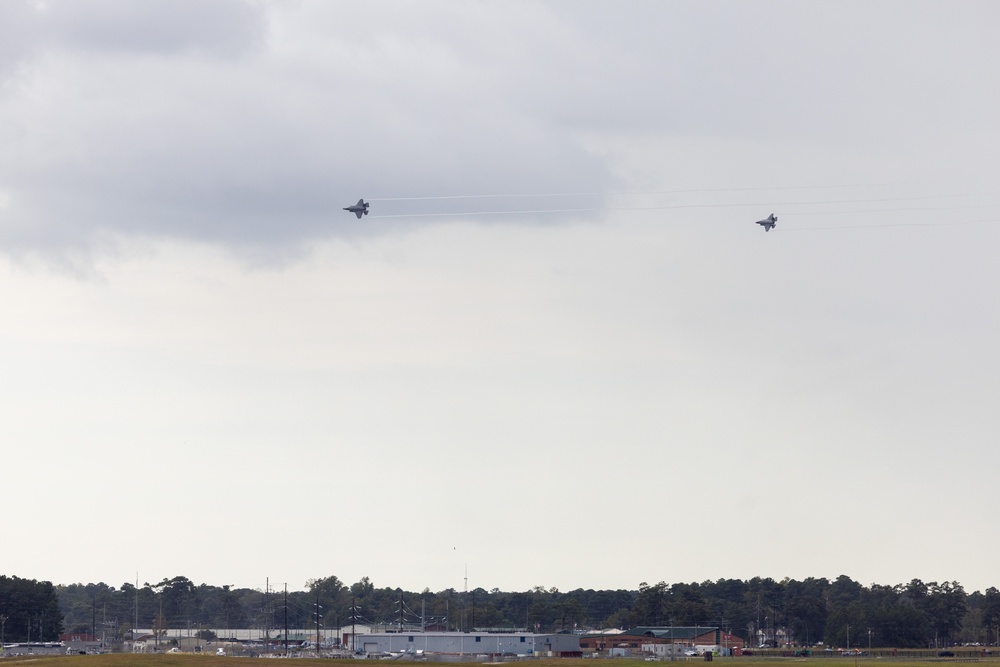 U.S. Marines with VMFA-542 Return Home from CENTCOM Deployment