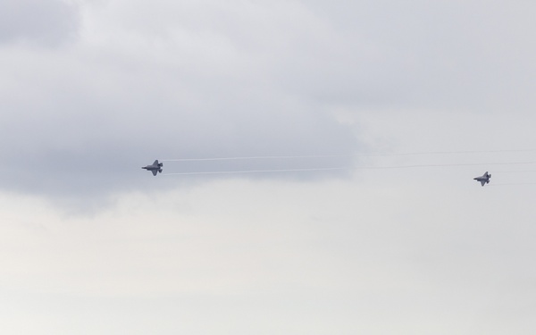 U.S. Marines with VMFA-542 Return Home from CENTCOM Deployment