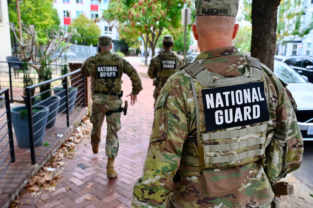 D.C. National Guard Commanding General Oversees Presence Patrol in the District
