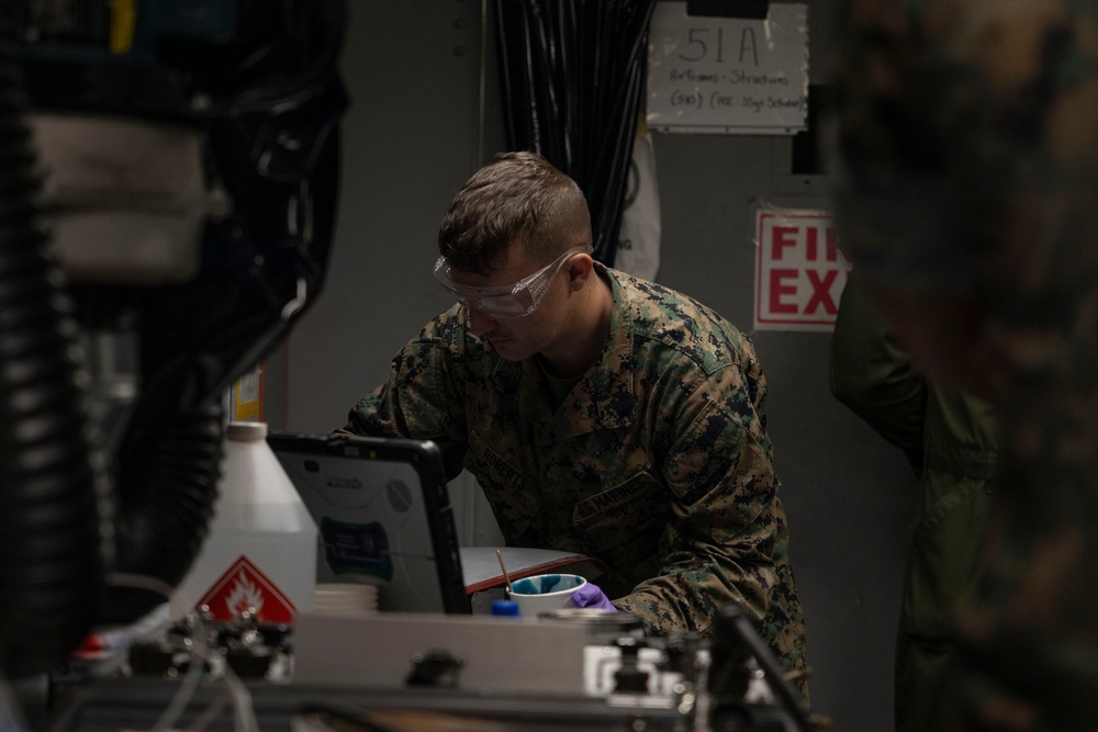 U.S. Marines with 2nd Marine Aircraft Wing execute Carolina Dragon 25 aboard SS Wright (T-AVB-3)