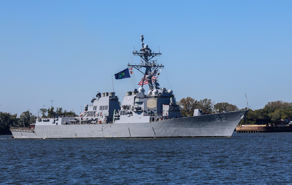NMC 250 Parade of Ships