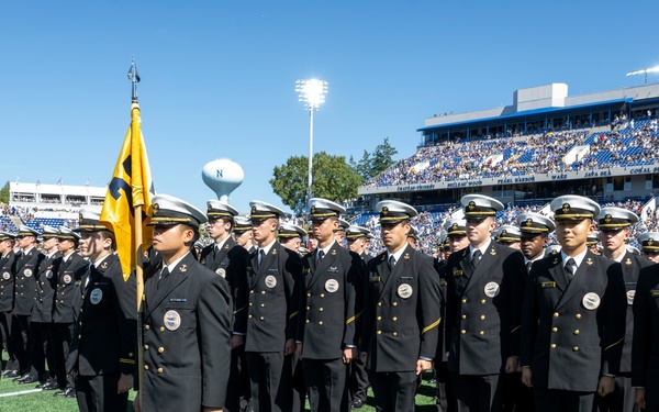 SW Hegseth Attends Navy, Air Force Football Game