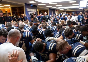 SW Hegseth Attends Navy, Air Force Football Game
