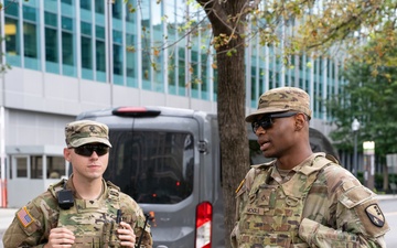 Soldiers provide a presence patrol in the National Mall