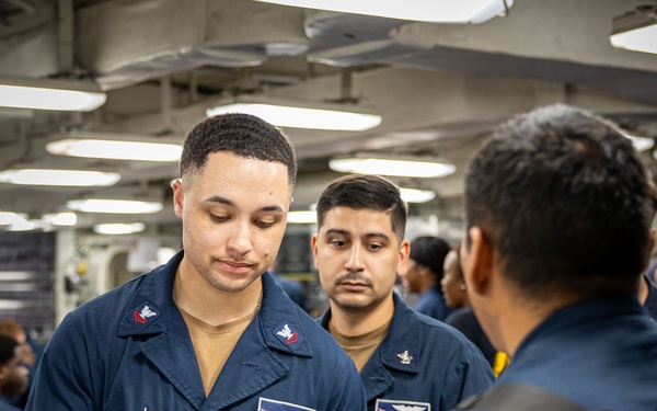 USS Iwo Jima Sailors Take The E-6 Exam