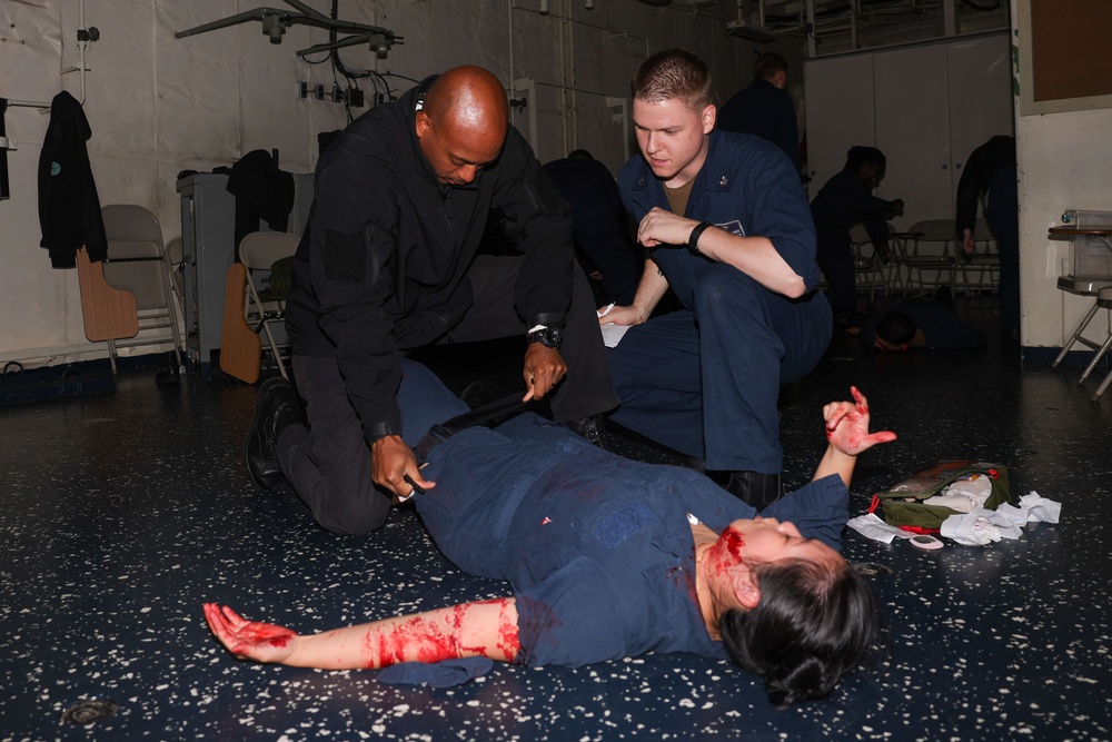 Sailor's aboard USS Iwo Jima participate in a TCCC Tier 2 Course