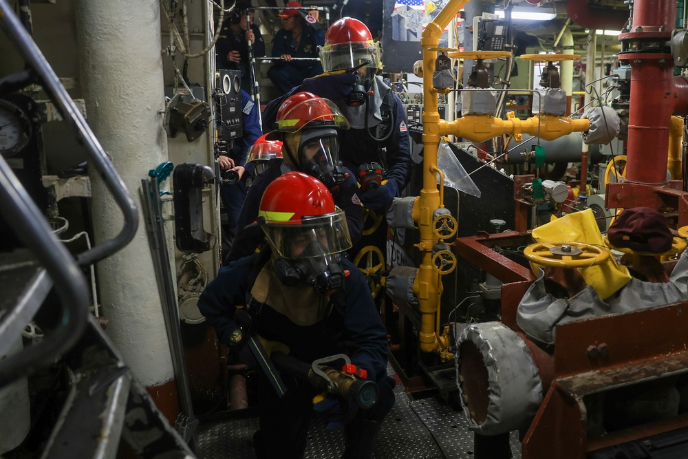 USS Iwo Jima Sailors Conduct a Damage Control Training