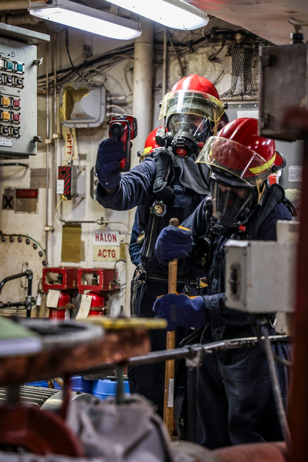 USS Iwo Jima Conducts Damage Control Training