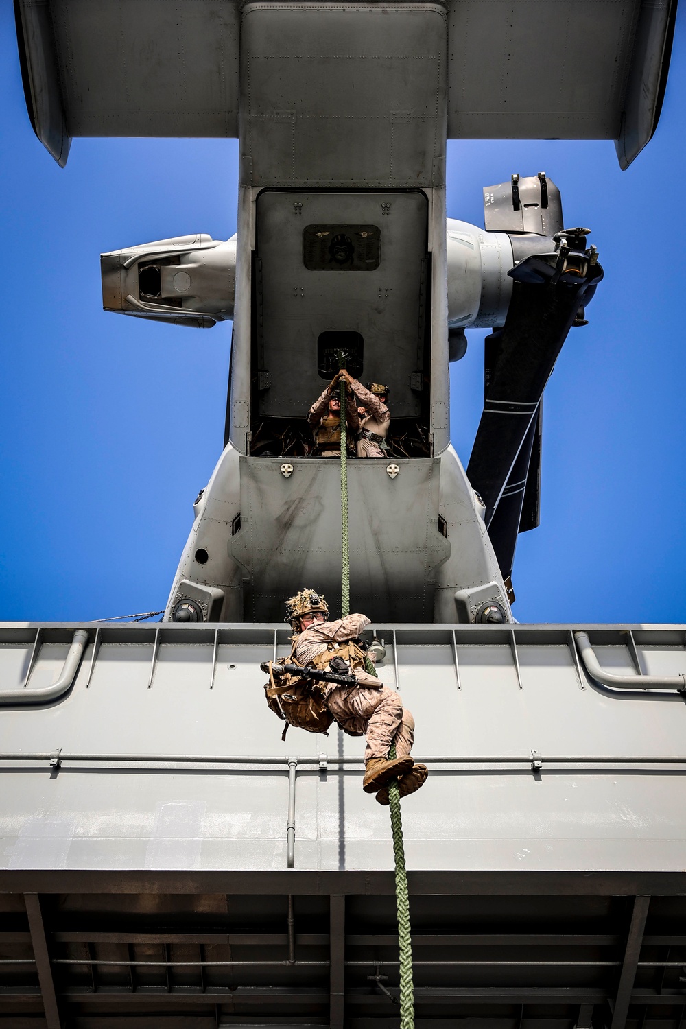 U.S. Marines Conduct Fast-Rope Training