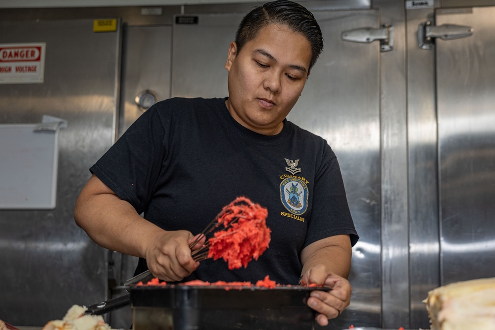 USS Iwo JIma (LHD 7) Sailors Whip-up Treats in the Bake Shop