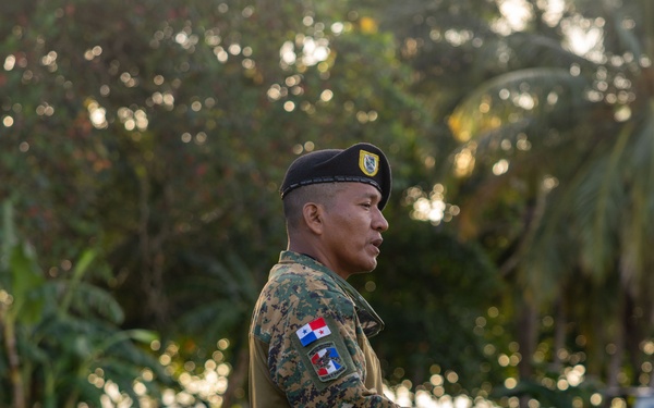 Combined Jungle Operations Course Begins