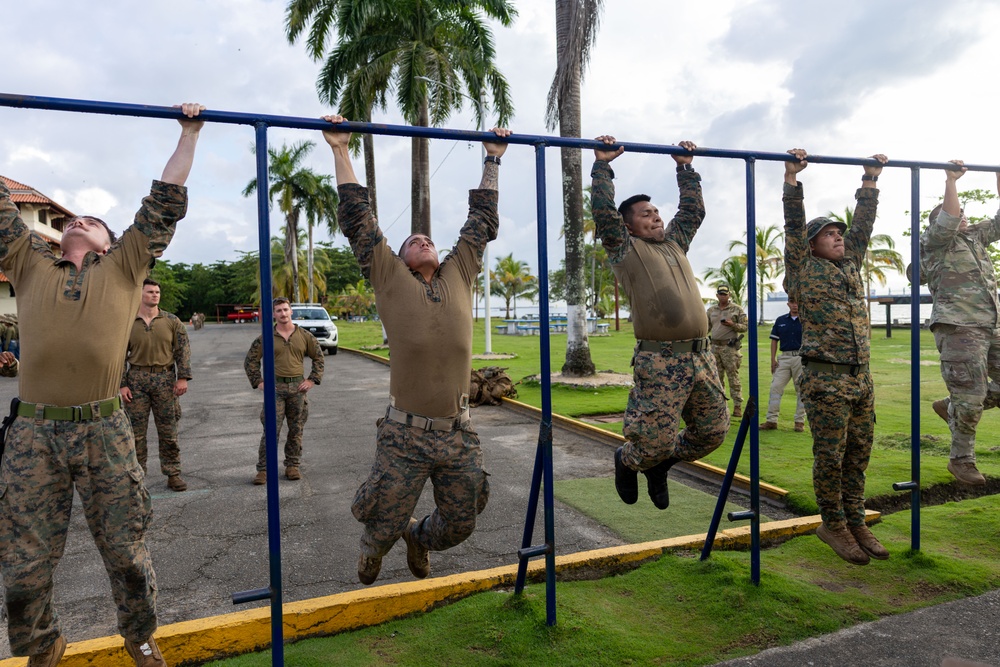 Combined Jungle Operations Course Begins