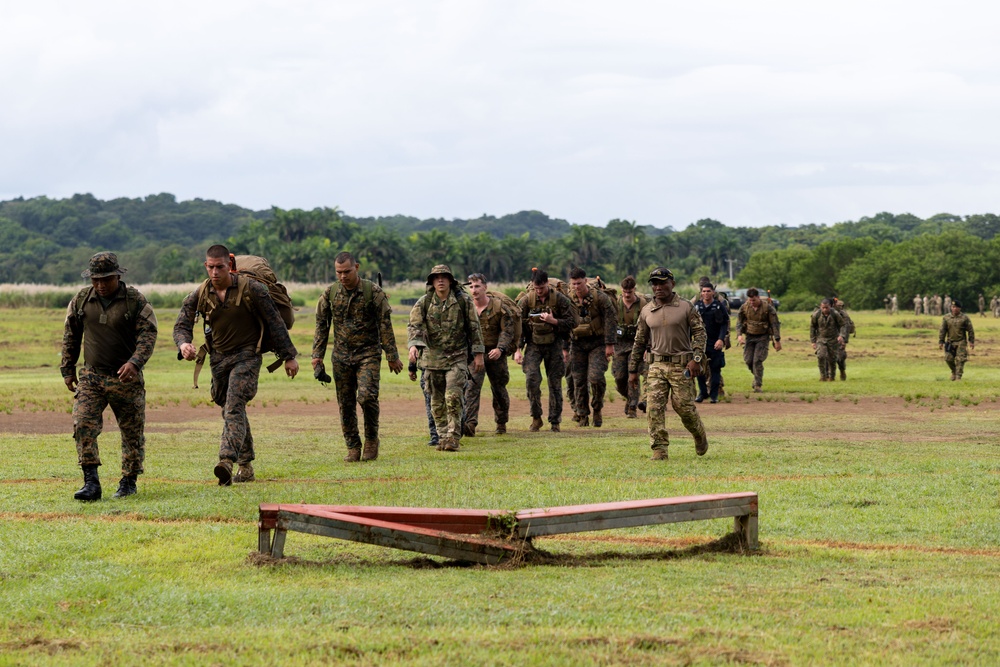 Combined Jungle Operations Course Begins