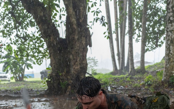 Combined Jungle Operations Course Begins