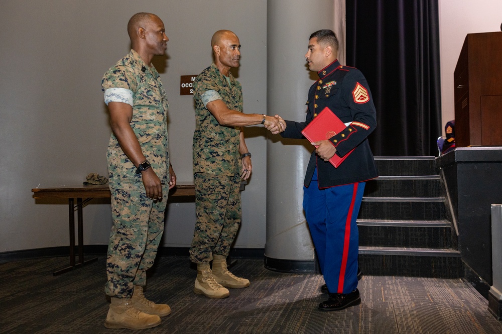 Marine Corps Recruiting and Retention School Graduation
